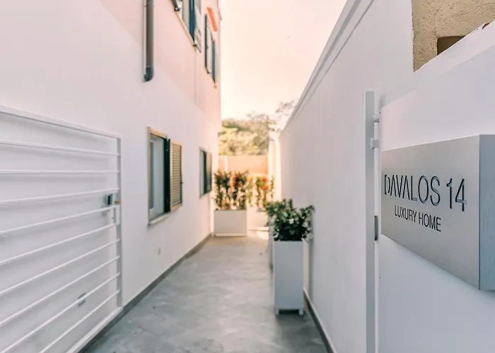 Davalos 14 Luxury 아파트